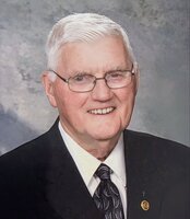 Rev. Dr. Leo  Hughes